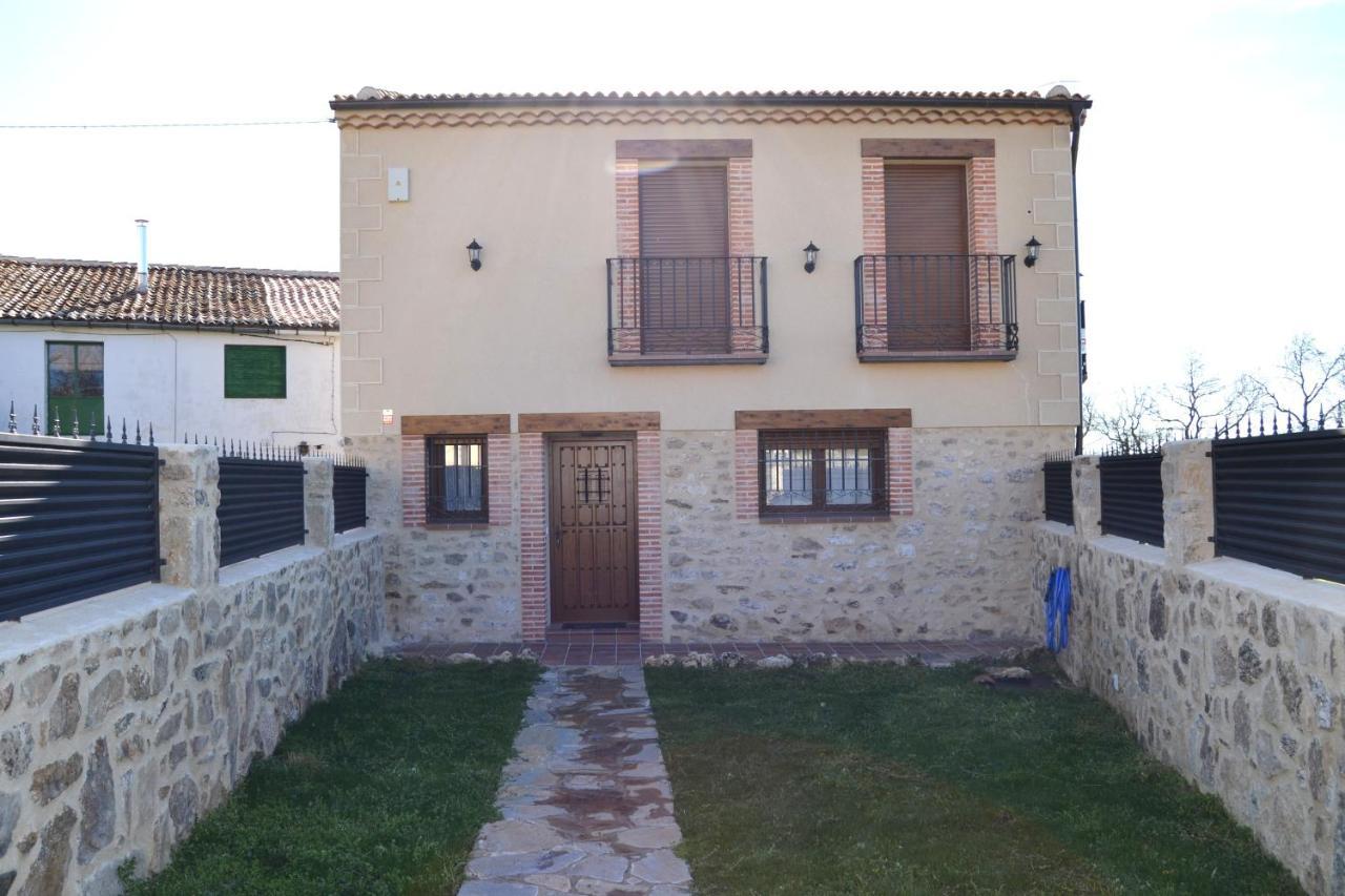 Villa La Portada De Abajo Gallegos Exterior foto